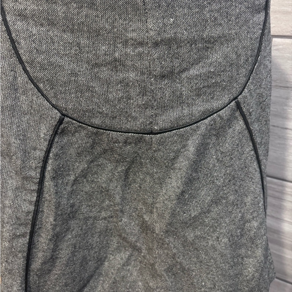 The Limited Grey Textured skirt.